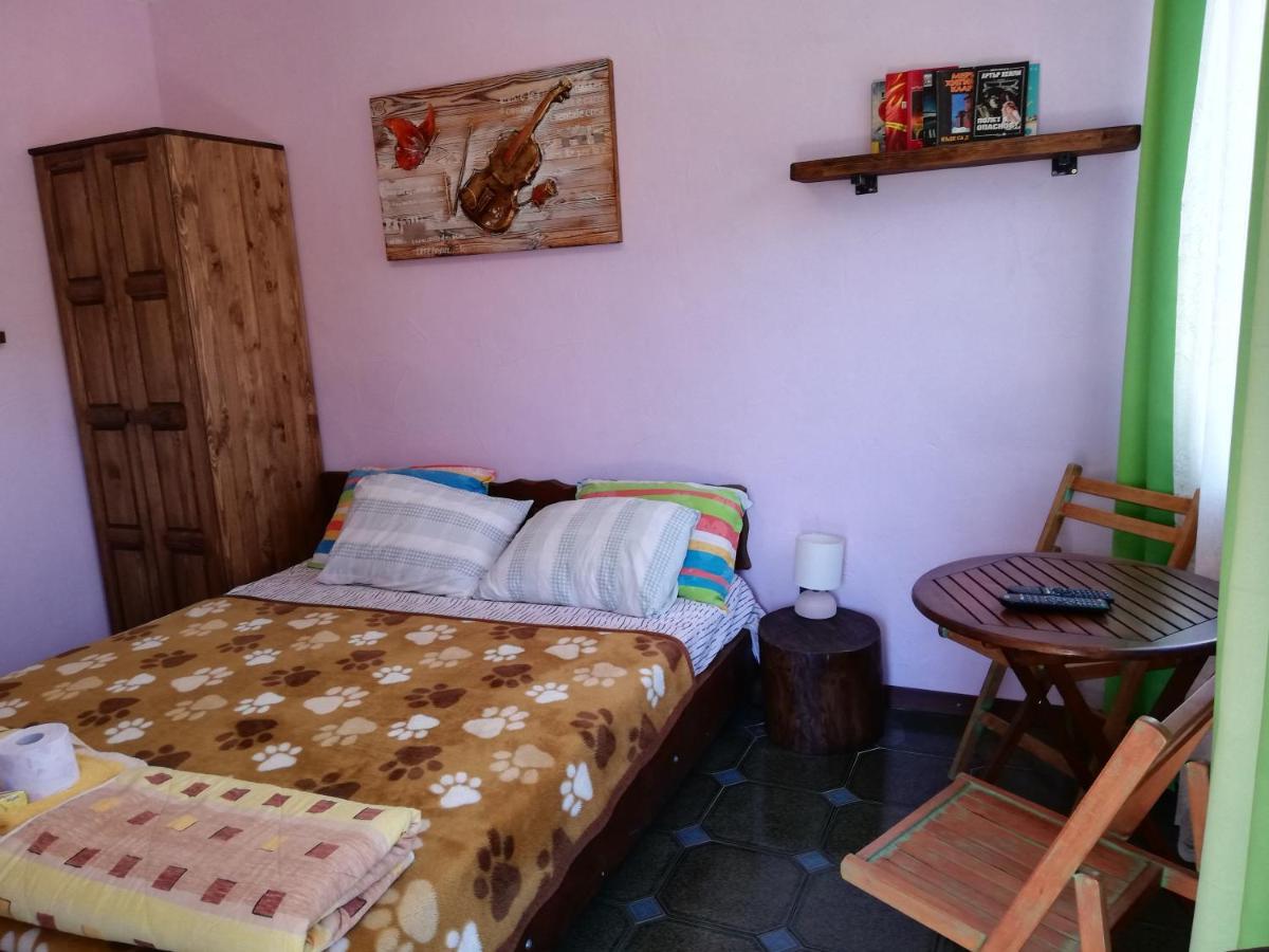 Guest House Fanny Sinemoretz Ngoại thất bức ảnh