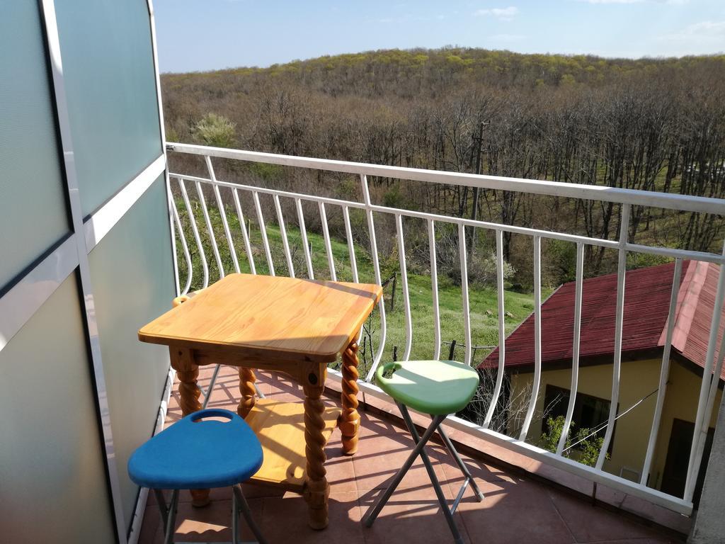 Guest House Fanny Sinemoretz Ngoại thất bức ảnh