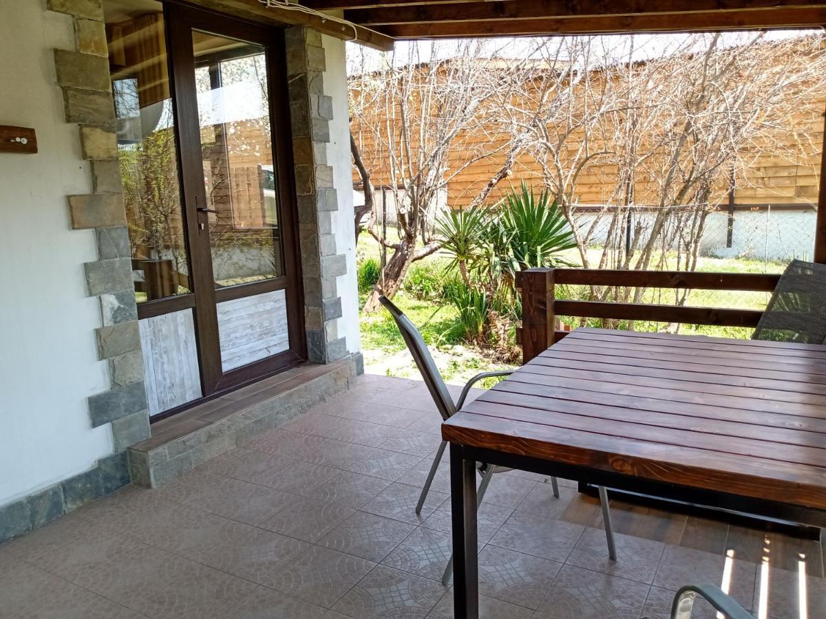 Guest House Fanny Sinemoretz Ngoại thất bức ảnh